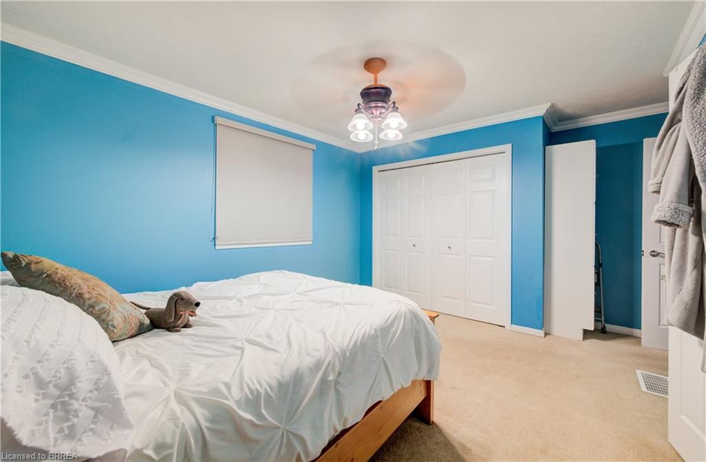 14 Laycock Street, Brantford, ON - Indoor Photo Showing Bedroom