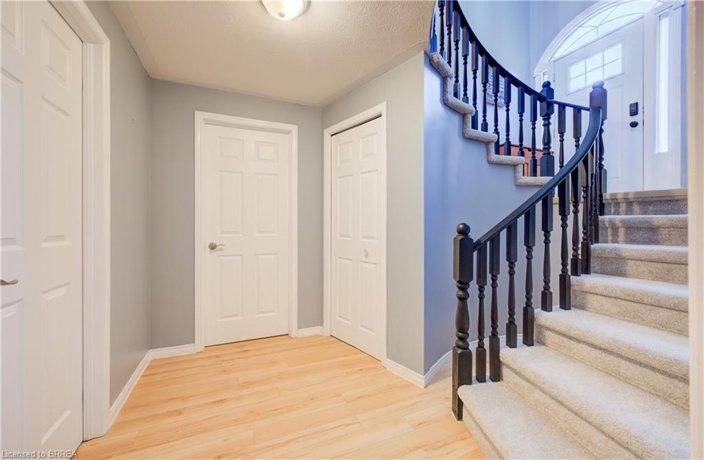 14 Laycock Street, Brantford, ON - Indoor Photo Showing Other Room