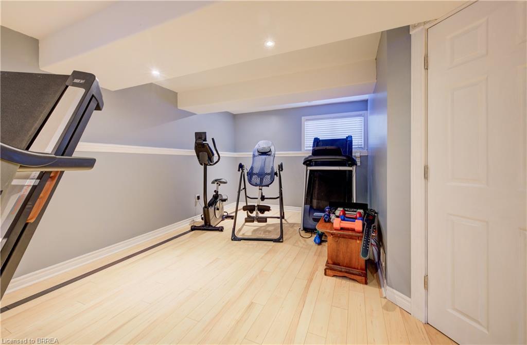 14 Laycock Street, Brantford, ON - Indoor