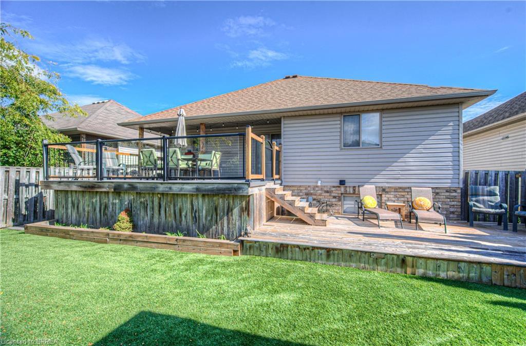 14 Laycock Street, Brantford, ON - Outdoor With Deck Patio Veranda