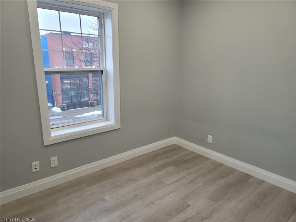 6-427 Colborne Street, Brantford, ON - Indoor Photo Showing Other Room