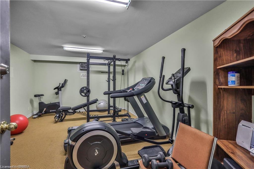 104-793 Colborne Street E, Brantford, ON - Indoor Photo Showing Gym Room
