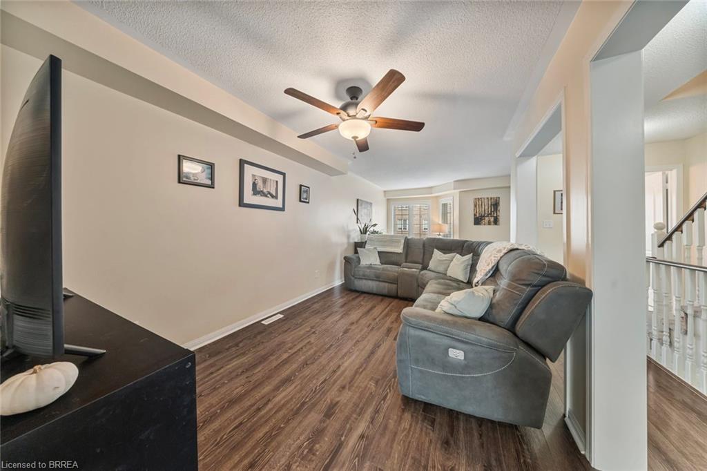 38-470 Beach Boulevard, Hamilton, ON - Indoor Photo Showing Other Room