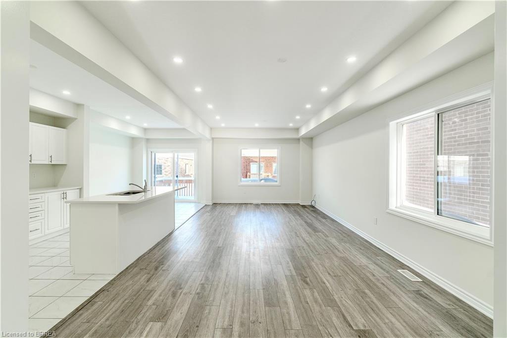 38 Hutchison Road, Guelph, ON - Indoor