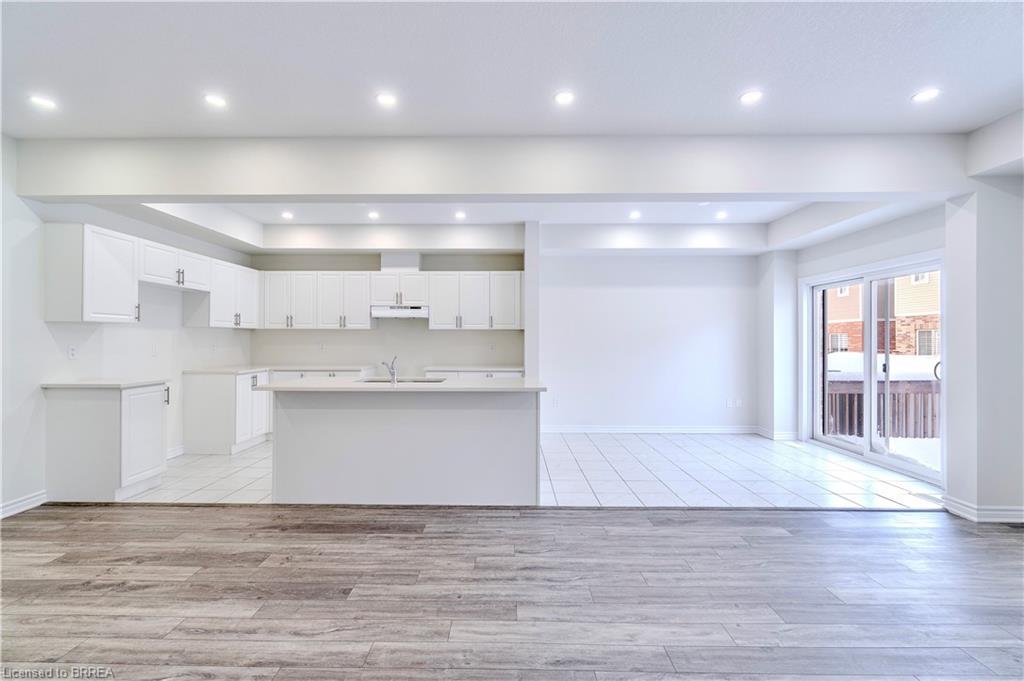 38 Hutchison Road, Guelph, ON - Indoor Photo Showing Kitchen