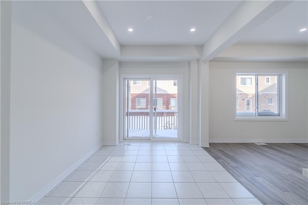 38 Hutchison Road, Guelph, ON - Indoor Photo Showing Other Room