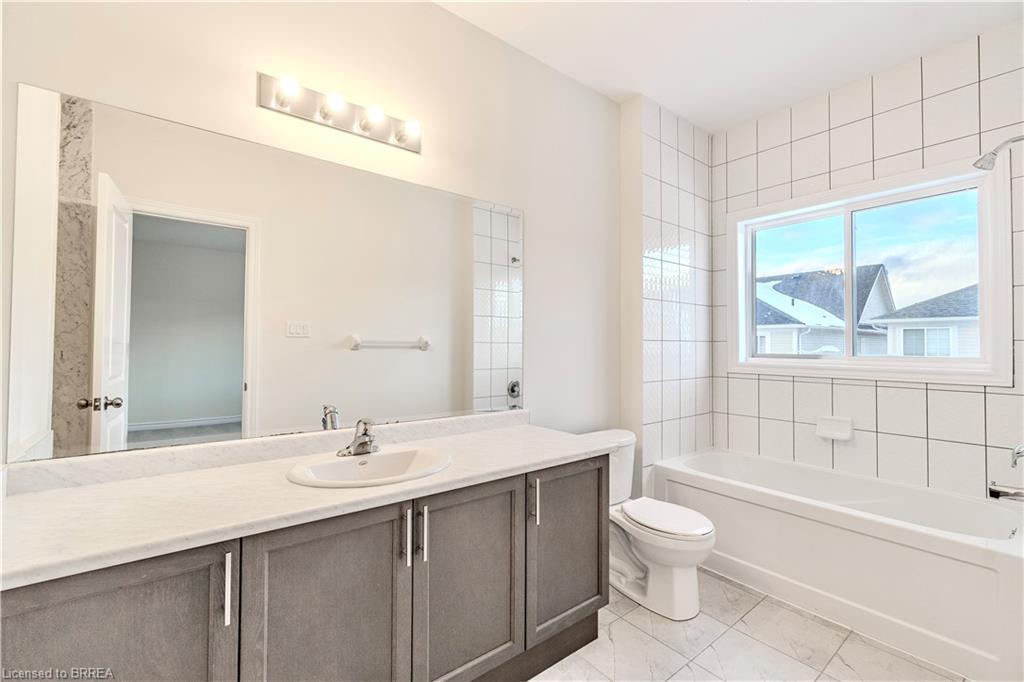 38 Hutchison Road, Guelph, ON - Indoor Photo Showing Bathroom