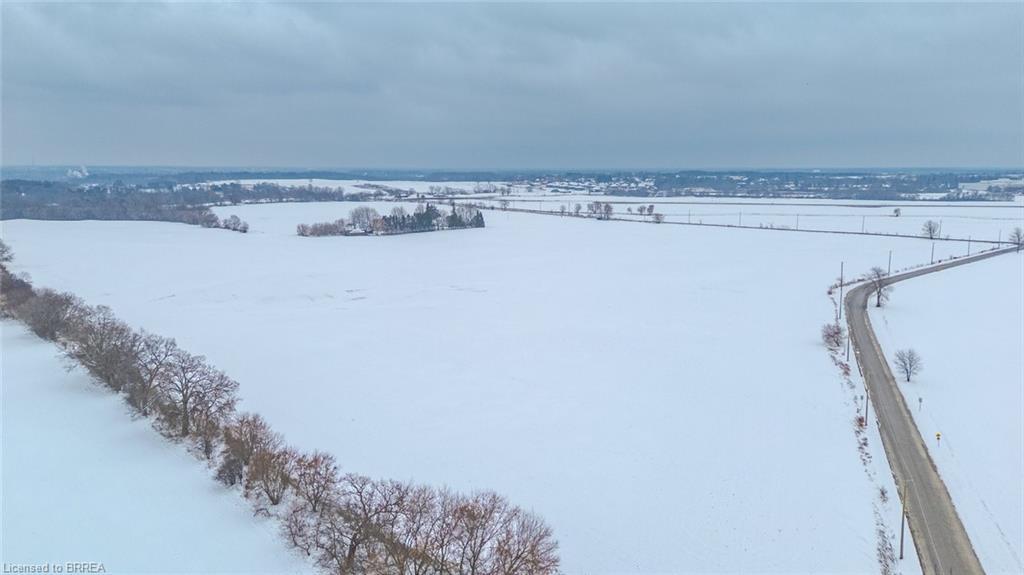 135 Robinson Road, Brantford, ON