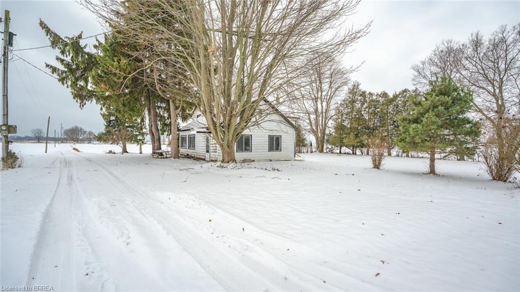 135 Robinson Road, Brantford, ON