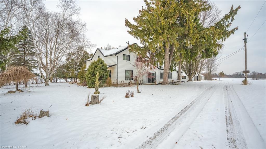 135 Robinson Road, Brantford, ON