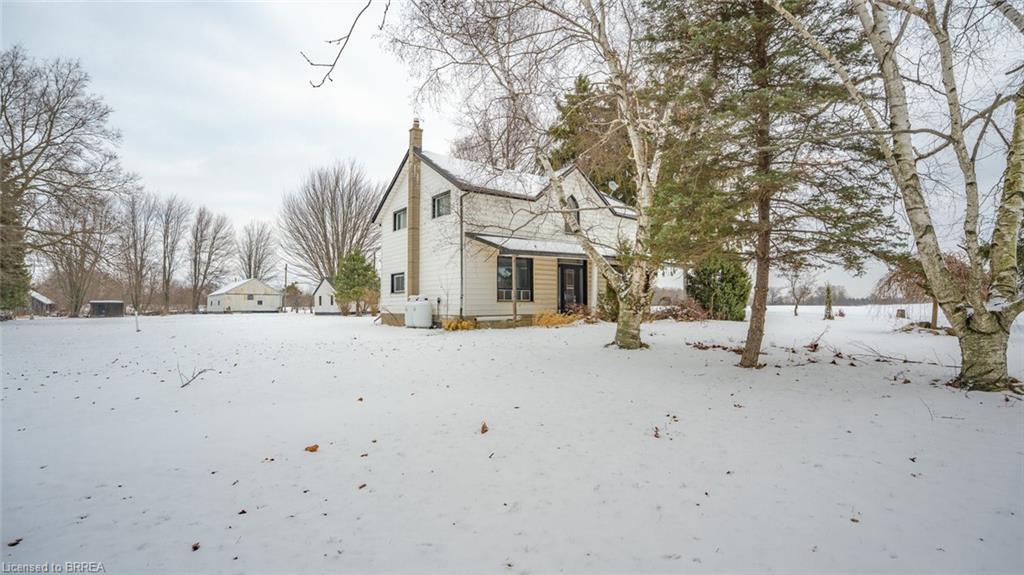 135 Robinson Road, Brantford, ON