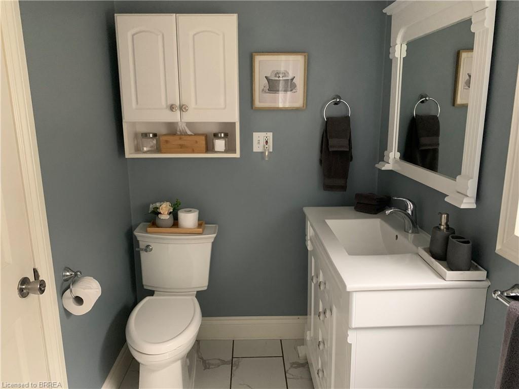 2532 Governors Road, Lynden, ON - Indoor Photo Showing Other Room