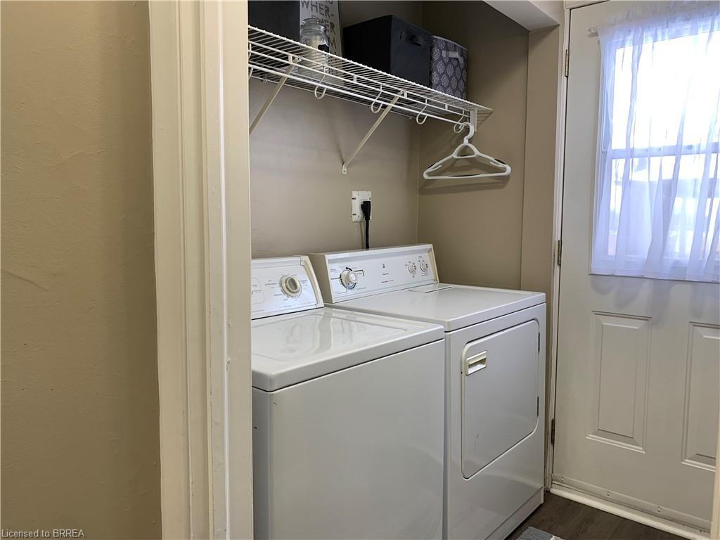 2532 Governors Road, Lynden, ON - Indoor Photo Showing Laundry Room
