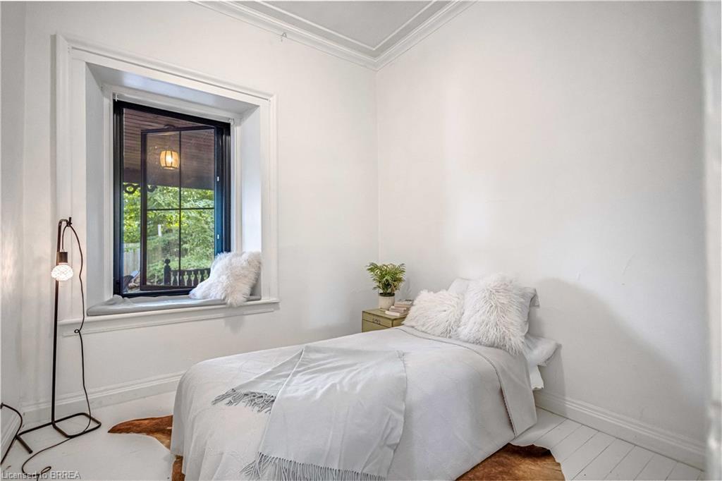 57 Main Street, Paris, ON - Indoor Photo Showing Bedroom