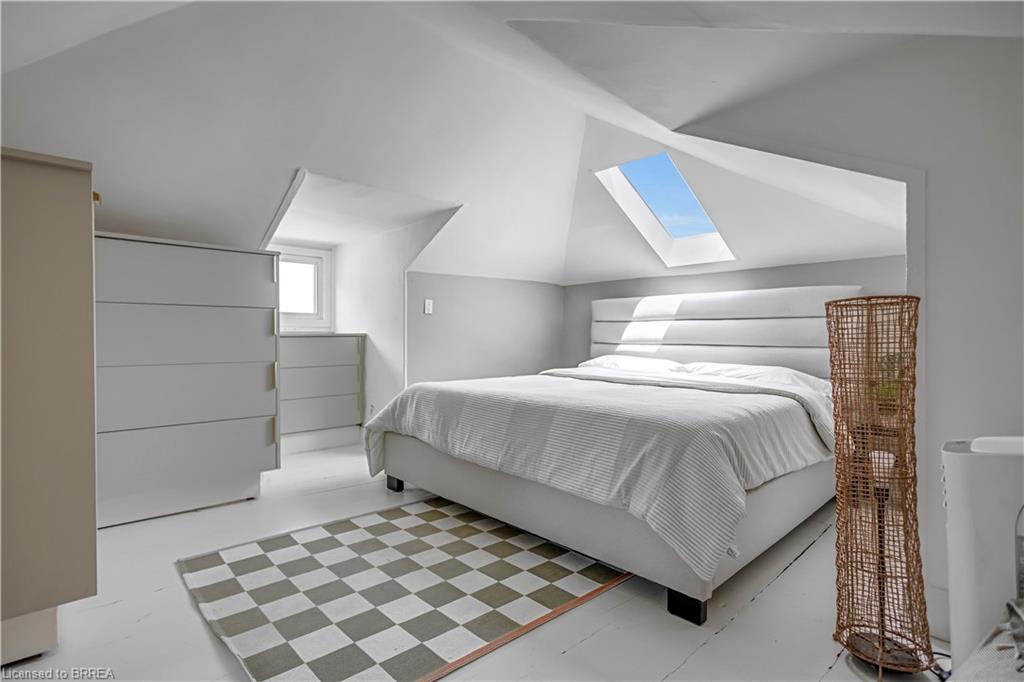 57 Main Street, Paris, ON - Indoor Photo Showing Bedroom