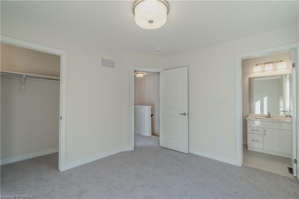 81-620 Colborne Street W, Brantford, ON - Indoor