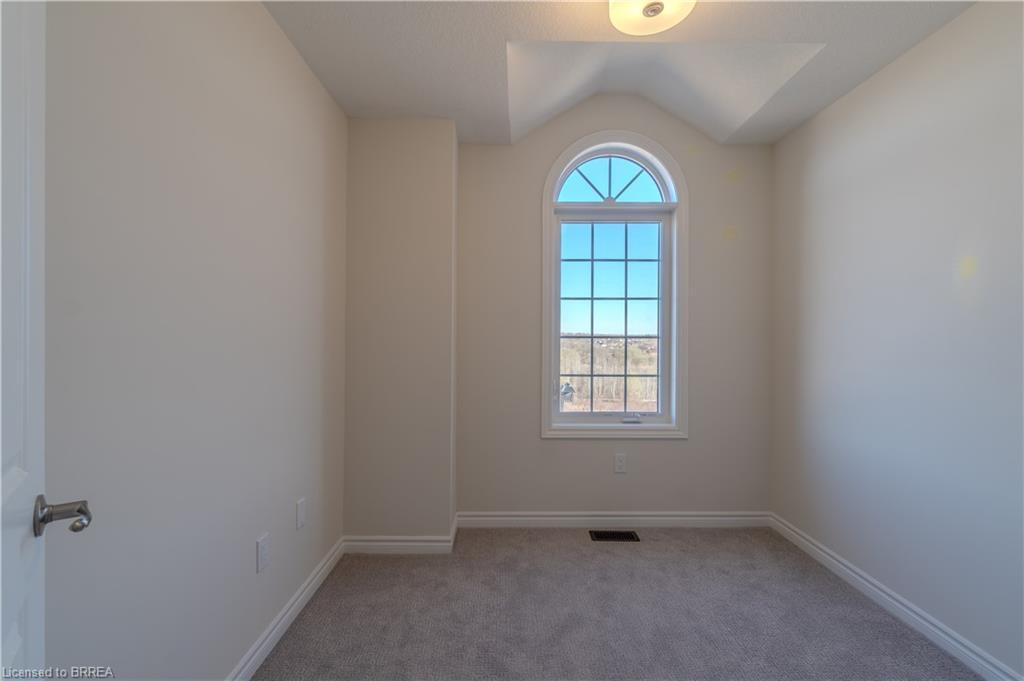 81-620 Colborne Street W, Brantford, ON - Indoor Photo Showing Other Room