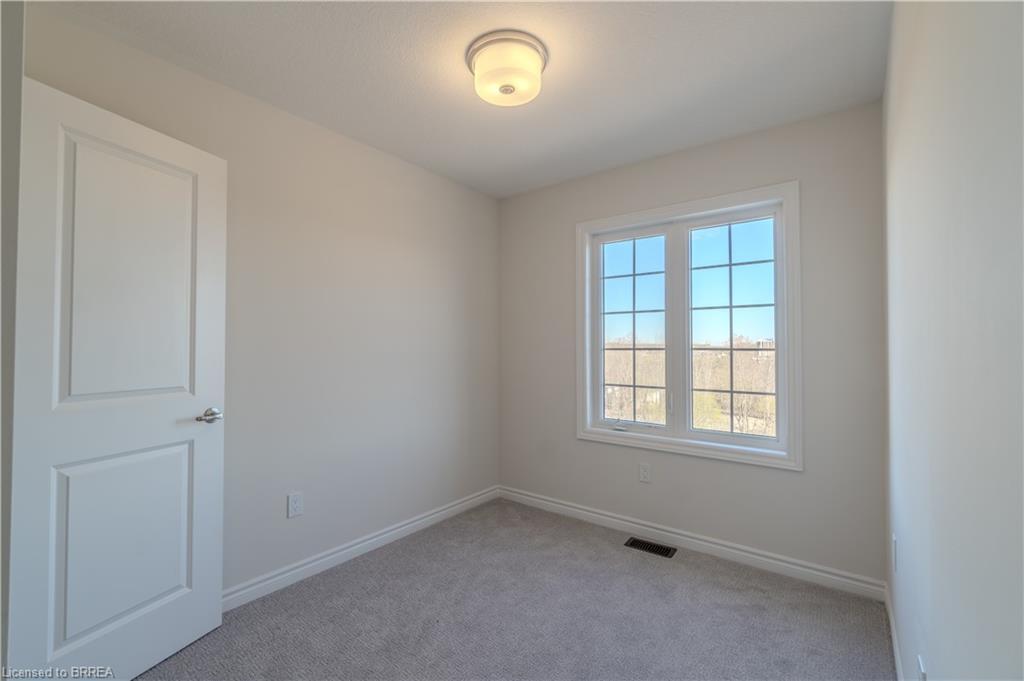 81-620 Colborne Street W, Brantford, ON - Indoor Photo Showing Other Room