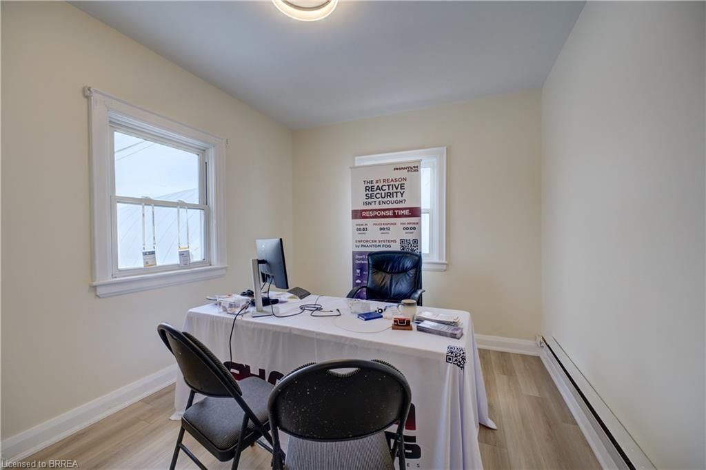 13-100 Frid Street, Hamilton, ON