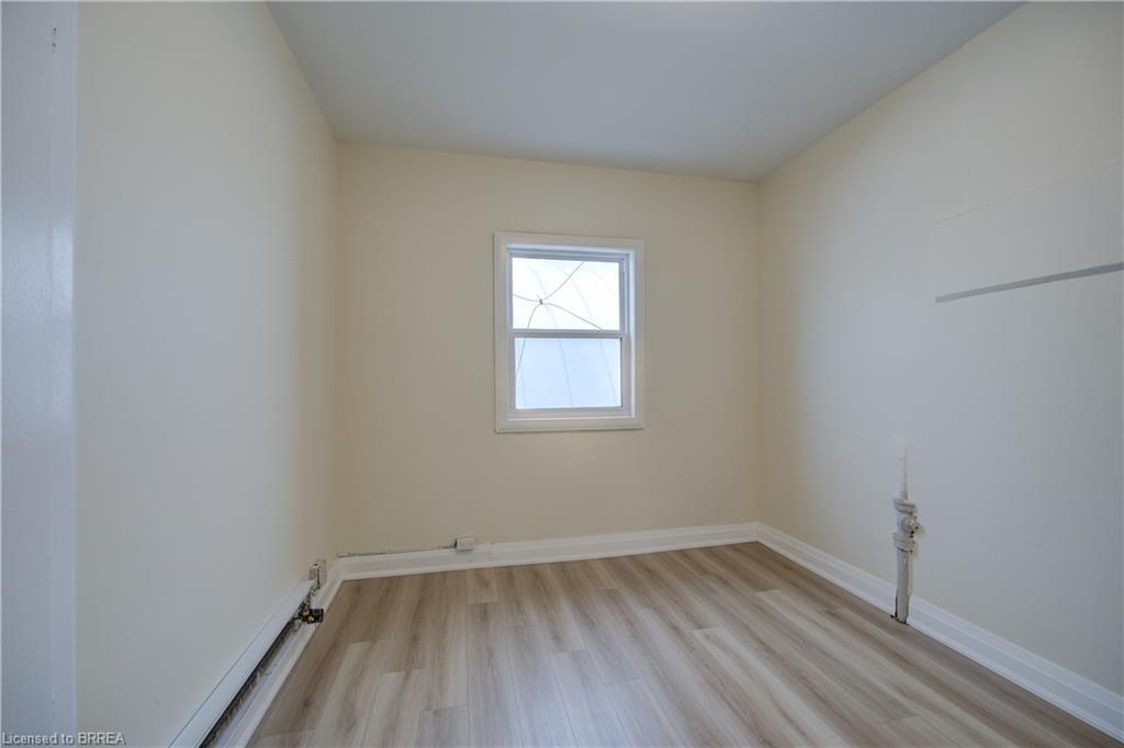 13-100 Frid Street, Hamilton, ON