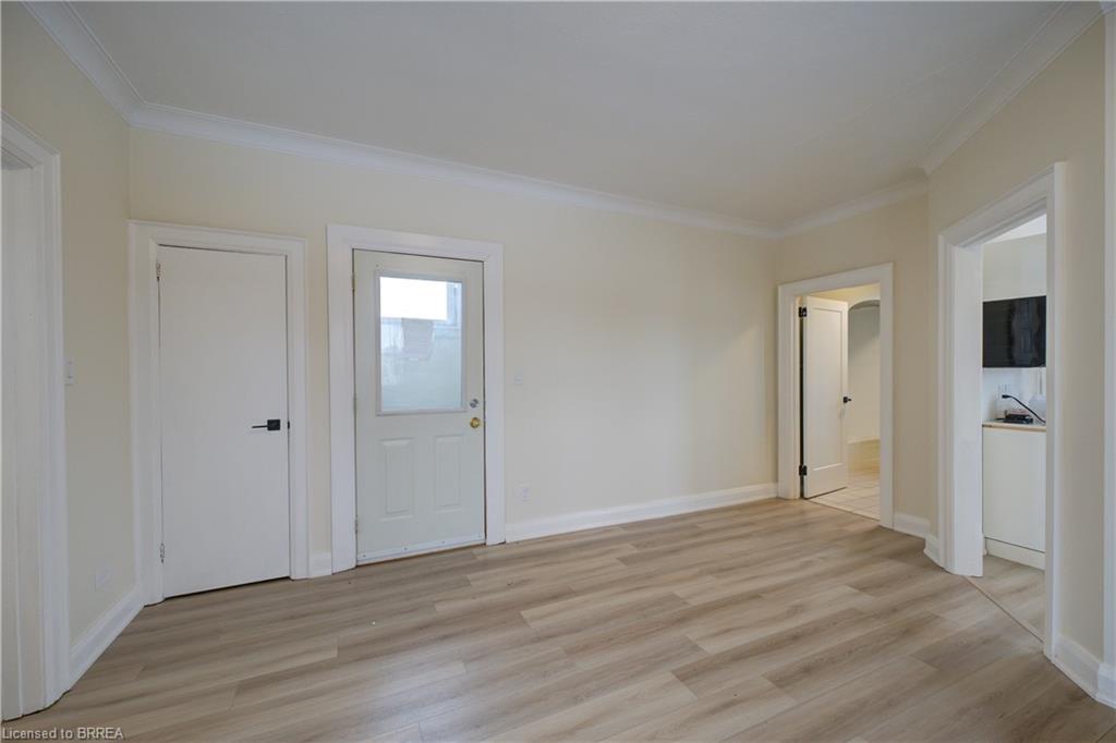 13-100 Frid Street, Hamilton, ON