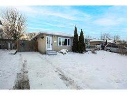 61 Woodlawn Avenue Brantford, ON N3V 1A6