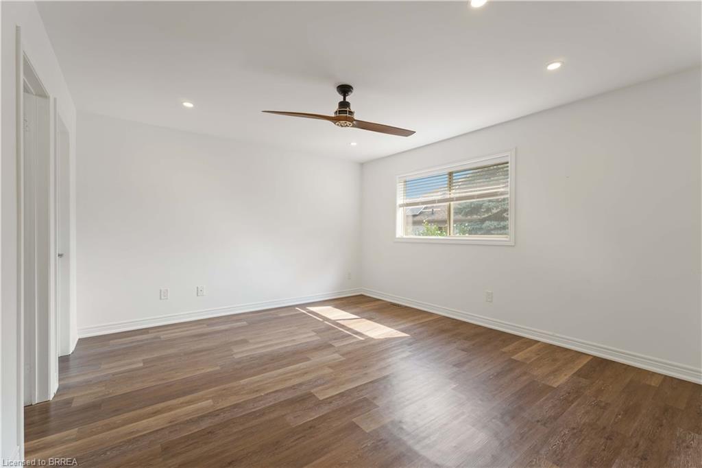 Upper-4319 Arejay Avenue, Beamsville, ON - Indoor Photo Showing Other Room