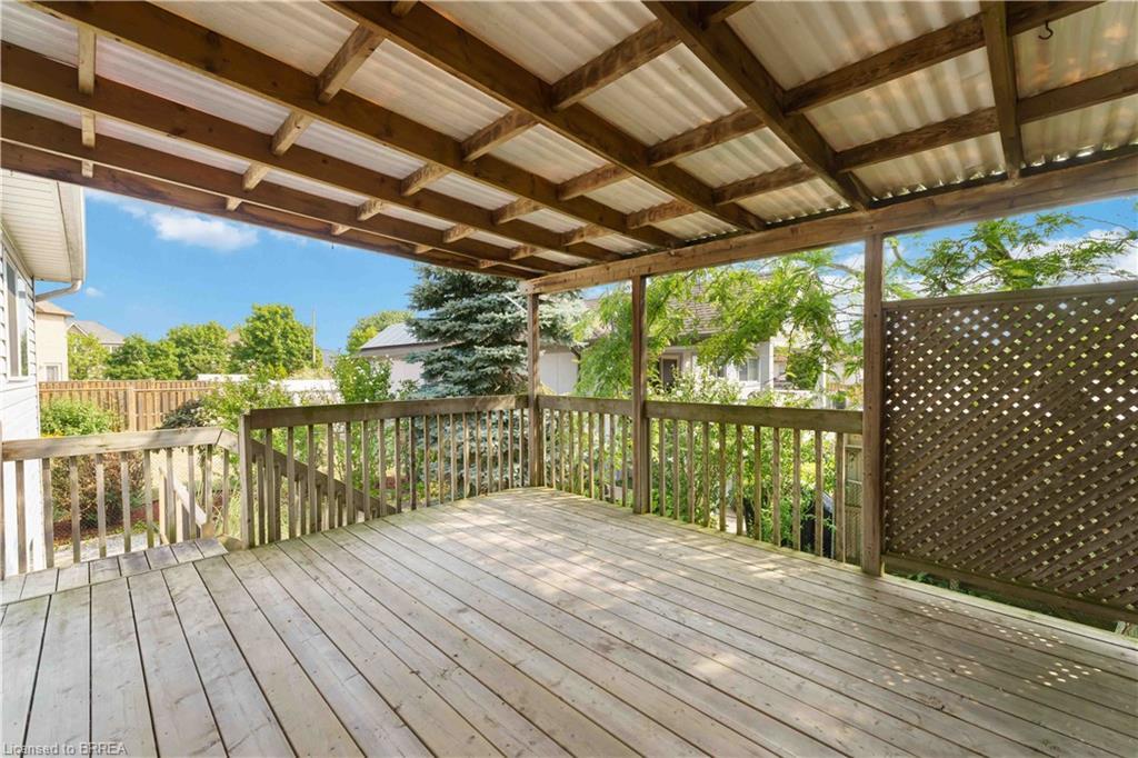 Upper-4319 Arejay Avenue, Beamsville, ON - Outdoor With Deck Patio Veranda With Exterior