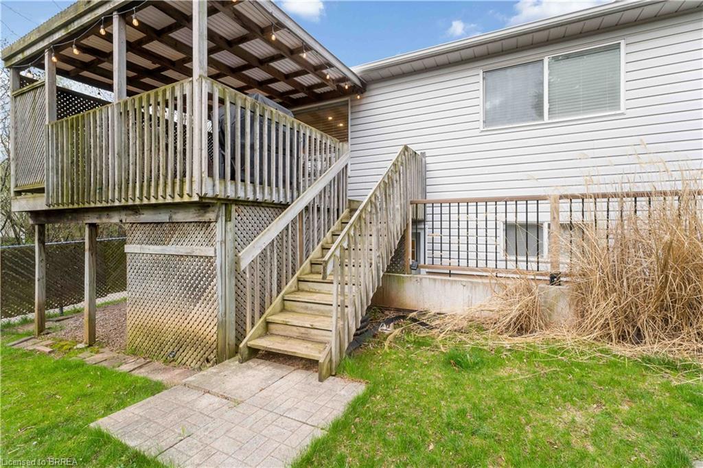 Upper-4319 Arejay Avenue, Beamsville, ON - Outdoor With Deck Patio Veranda With Exterior