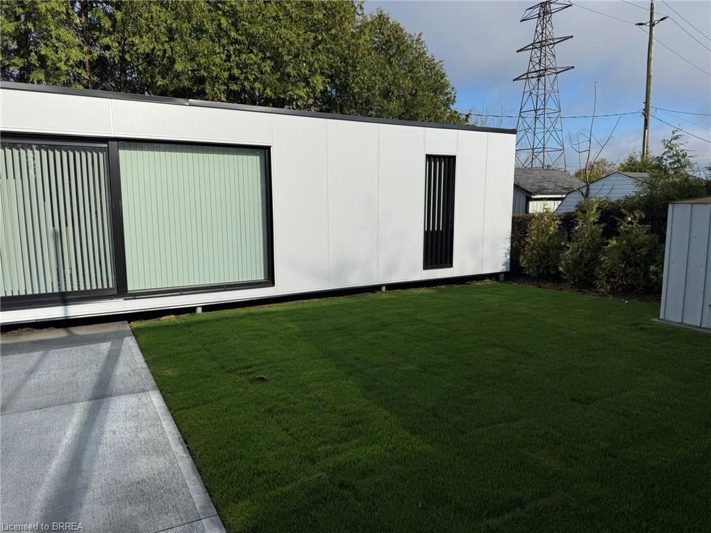 Adu-46 Linden Avenue, Brantford, ON - Outdoor