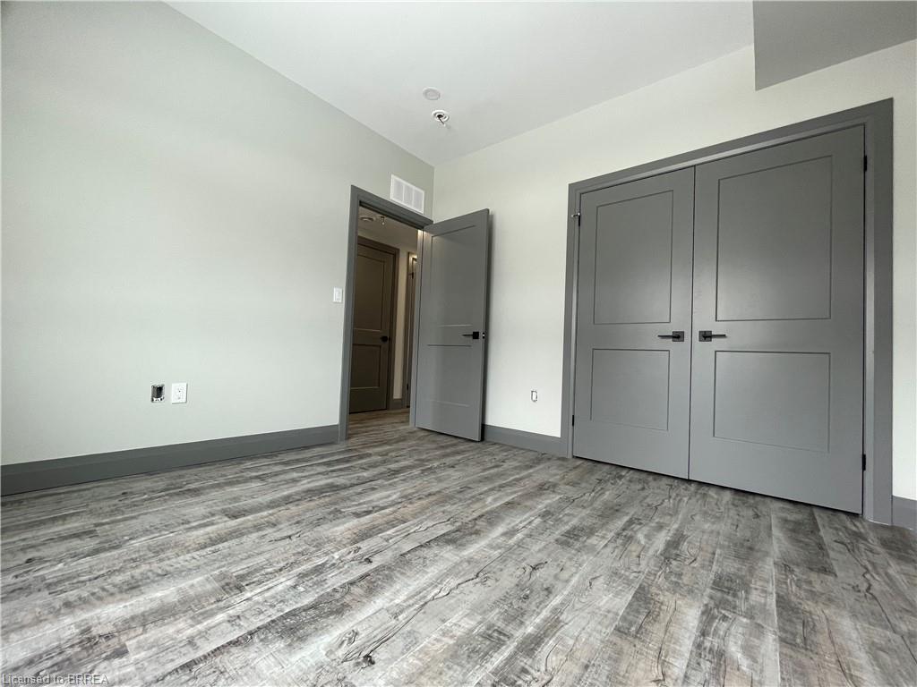202-600 Norfolk Street, Simcoe, ON - Indoor Photo Showing Other Room