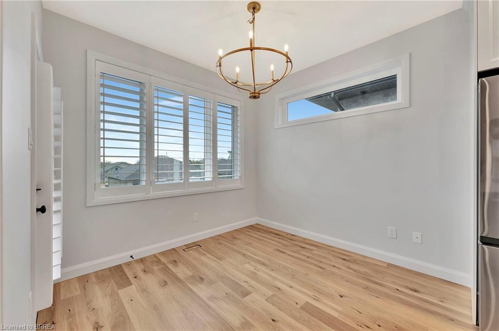 6 Patten Drive, St. George, ON - Indoor Photo Showing Other Room