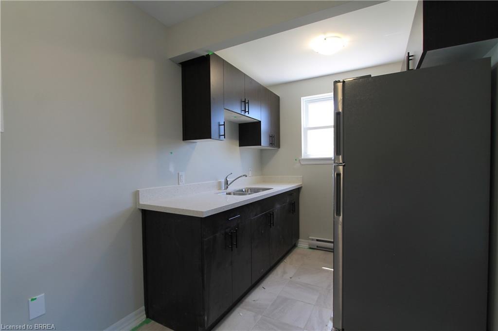 9-116 King Edward Avenue, London, ON - Indoor