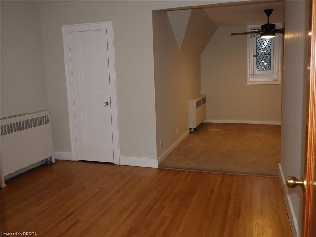 117 Queensway Drive, Brantford, ON - Indoor Photo Showing Other Room