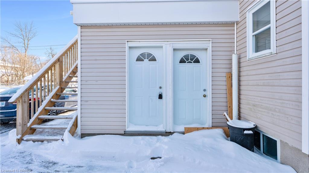 1-356 Wellington Street, Brantford, ON - Outdoor With Exterior