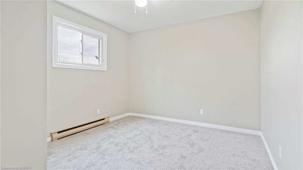 #3-994 Colborne Street E, Brantford, ON - Indoor Photo Showing Other Room
