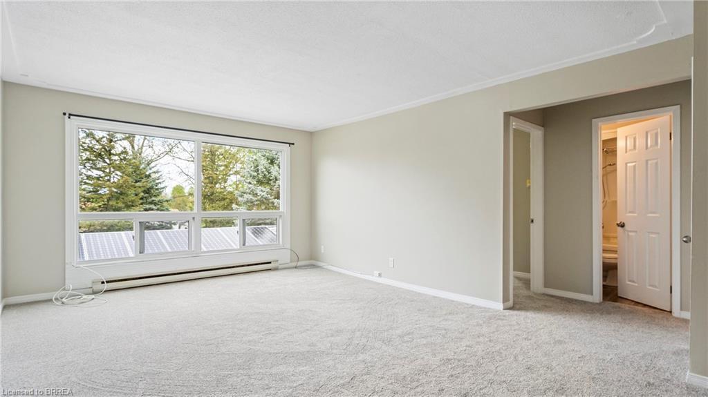 #3-994 Colborne Street E, Brantford, ON - Indoor