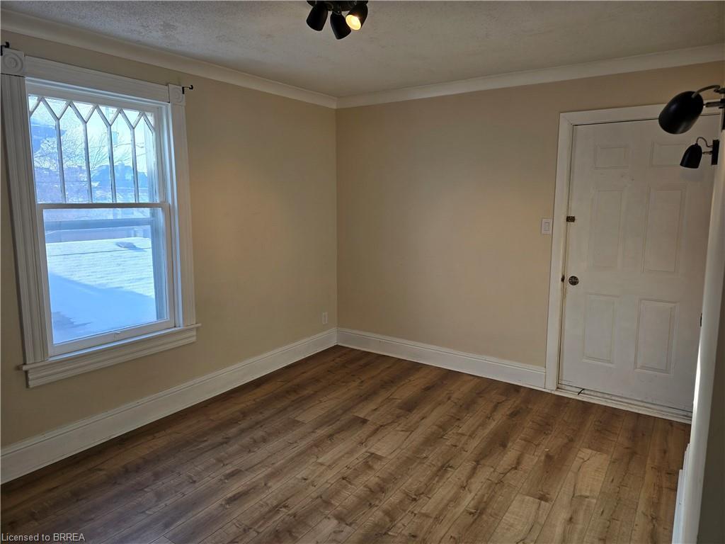 Upper-60 Lynnwood Avenue, Simcoe, ON - Indoor Photo Showing Other Room