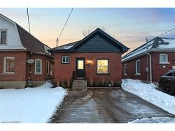 12 Carlyle Street Brantford, ON N3T 2C1