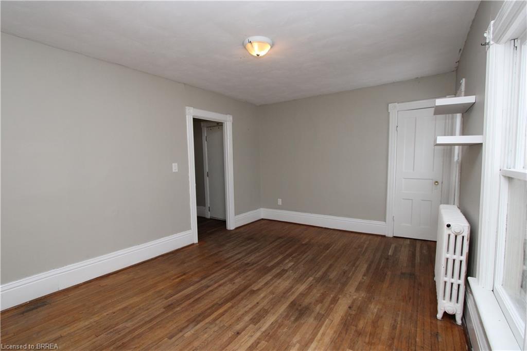 Upper-141 Erie Avenue, Brantford, ON - Indoor Photo Showing Other Room