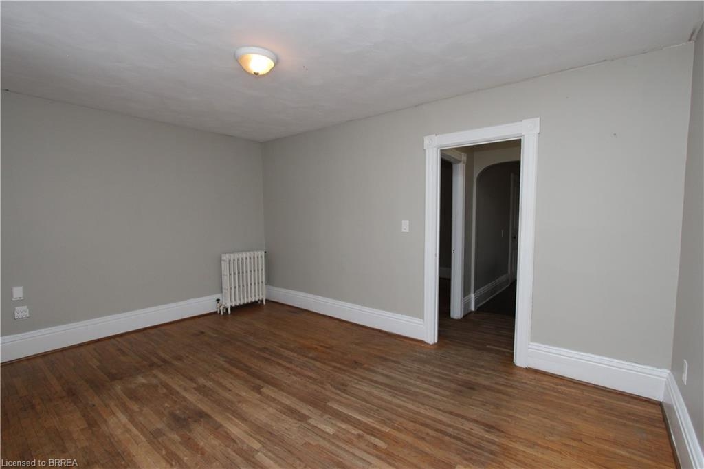 Upper-141 Erie Avenue, Brantford, ON - Indoor Photo Showing Other Room