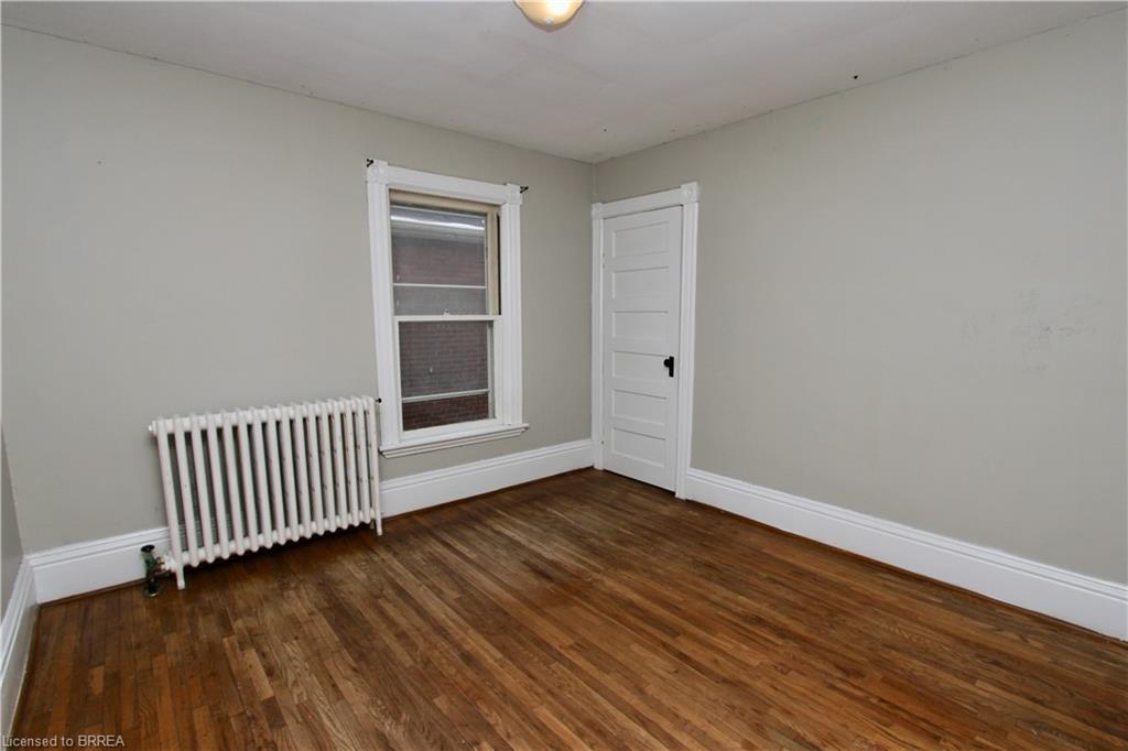 Upper-141 Erie Avenue, Brantford, ON - Indoor Photo Showing Other Room