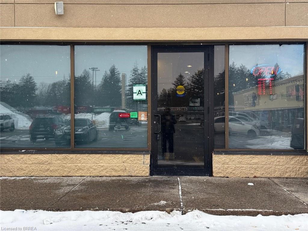 A-5-185 King George Road, Brantford, ON