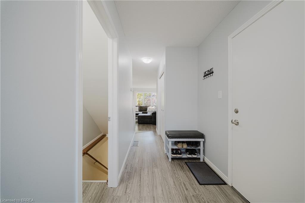 431-431 Springbank Avenue N, Woodstock, ON - Indoor Photo Showing Other Room