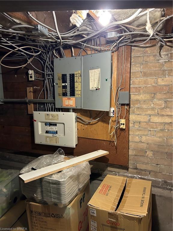 128 Dalhousie Street, Brantford, ON