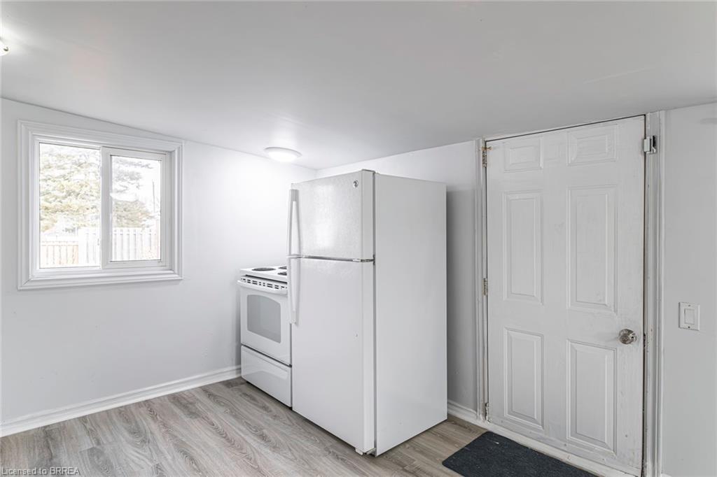 89 Maitland Street, Brantford, ON - Indoor