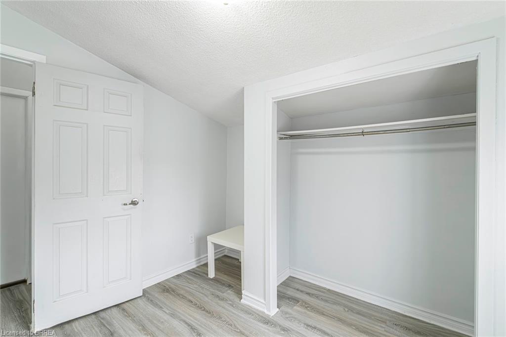 89 Maitland Street, Brantford, ON - Indoor Photo Showing Other Room