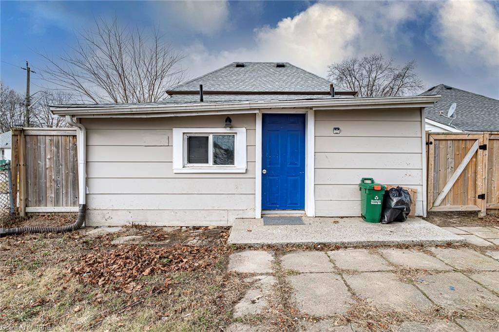 89 Maitland Street, Brantford, ON - Outdoor