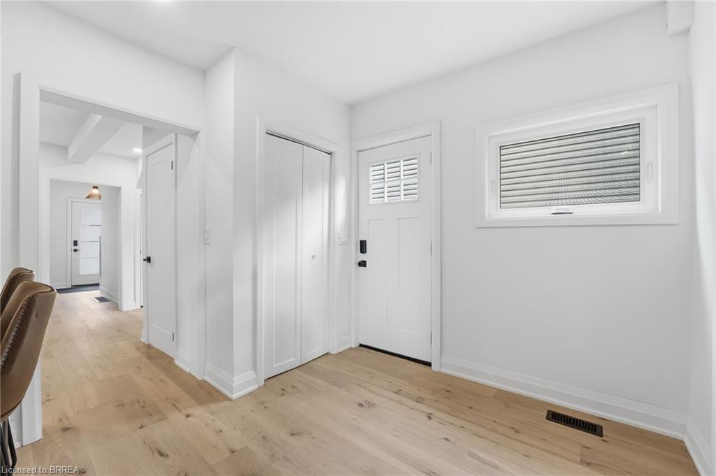 55 Jones Street, Hamilton, ON - Indoor Photo Showing Other Room