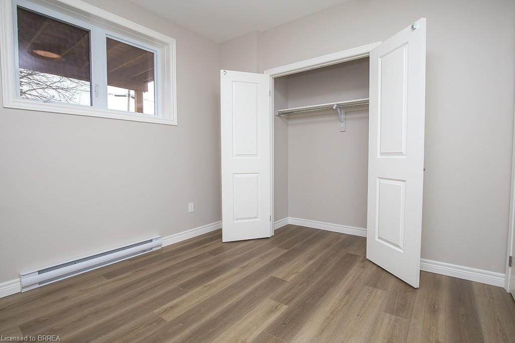 355 Wellington Street, Brantford, ON - Indoor Photo Showing Other Room